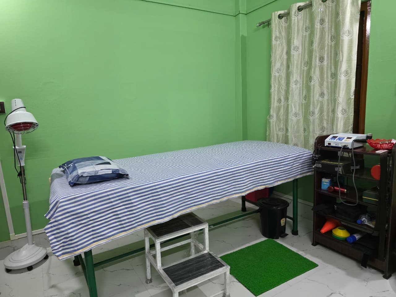 Electro therapy treatment area at the clinic